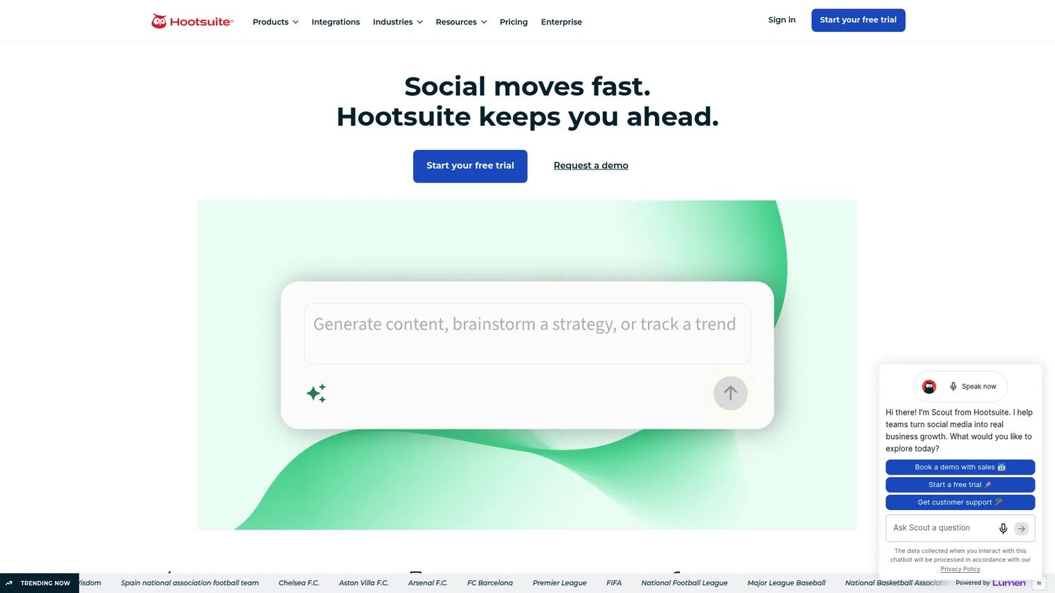 Hootsuite social media management homepage