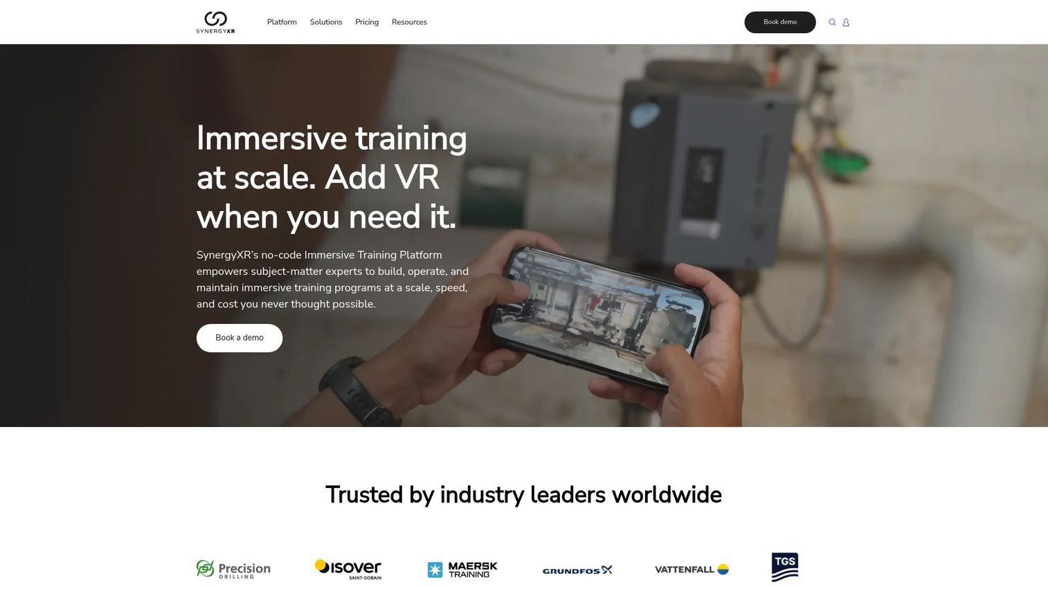 SynergyXR homepage screenshot
