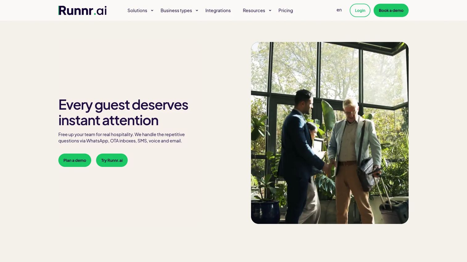 Runnr.ai hotel guest messaging software dashboard