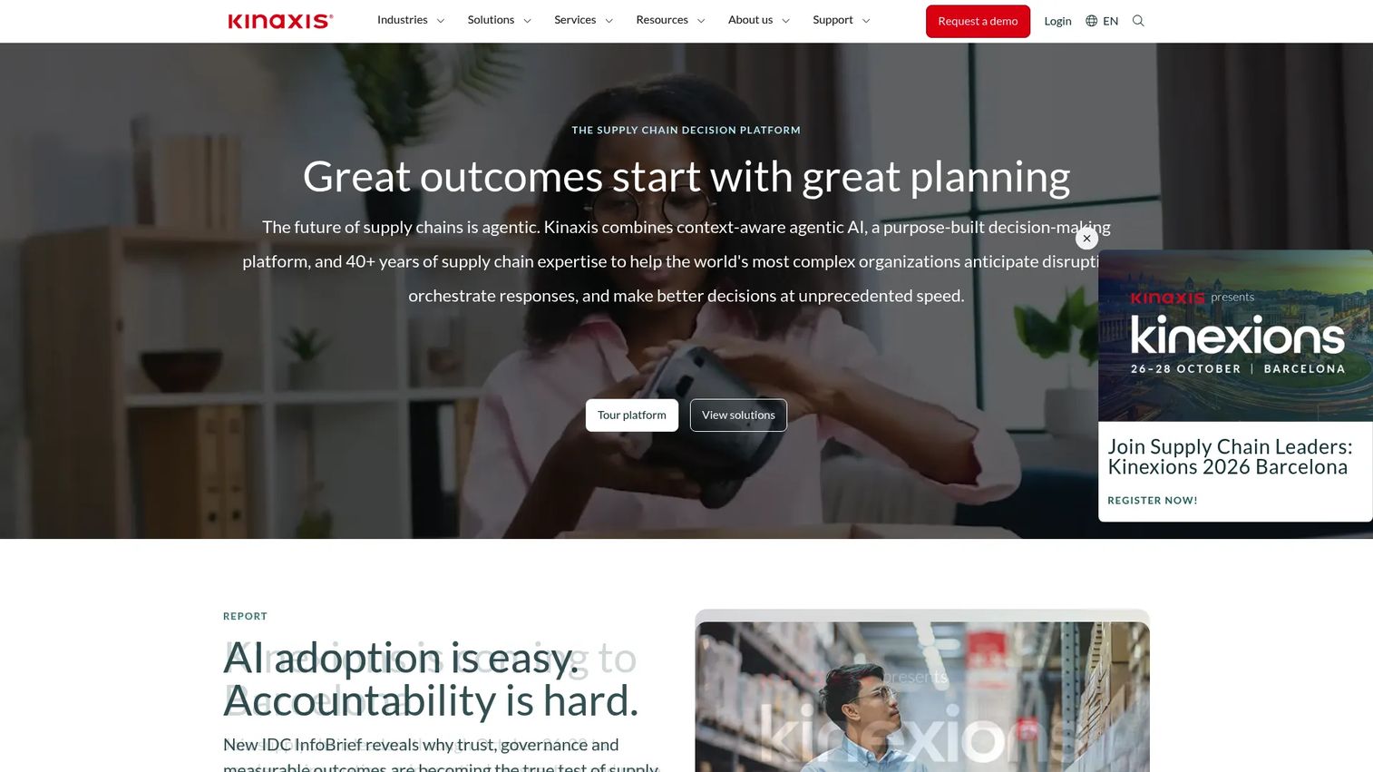 Kinaxis RapidResponse dashboard for supply chain disruption scenario planning.