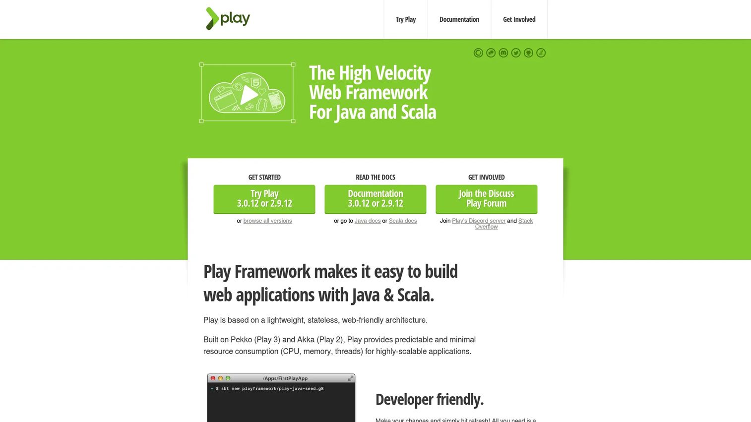 Play Framework asynchronous Java web application architecture