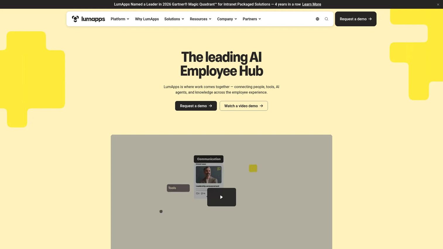 LumApps digital workplace homepage with employee communications and knowledge search